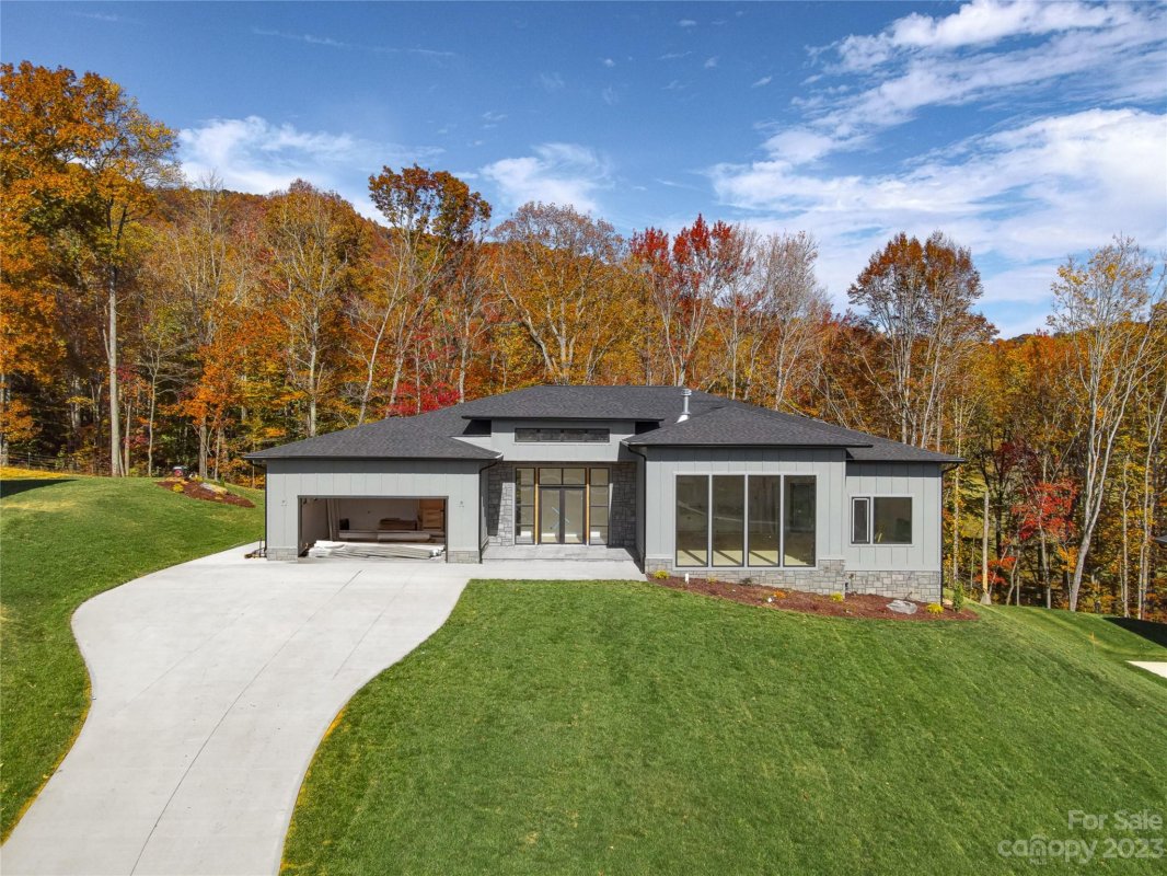 16 Slate Drive