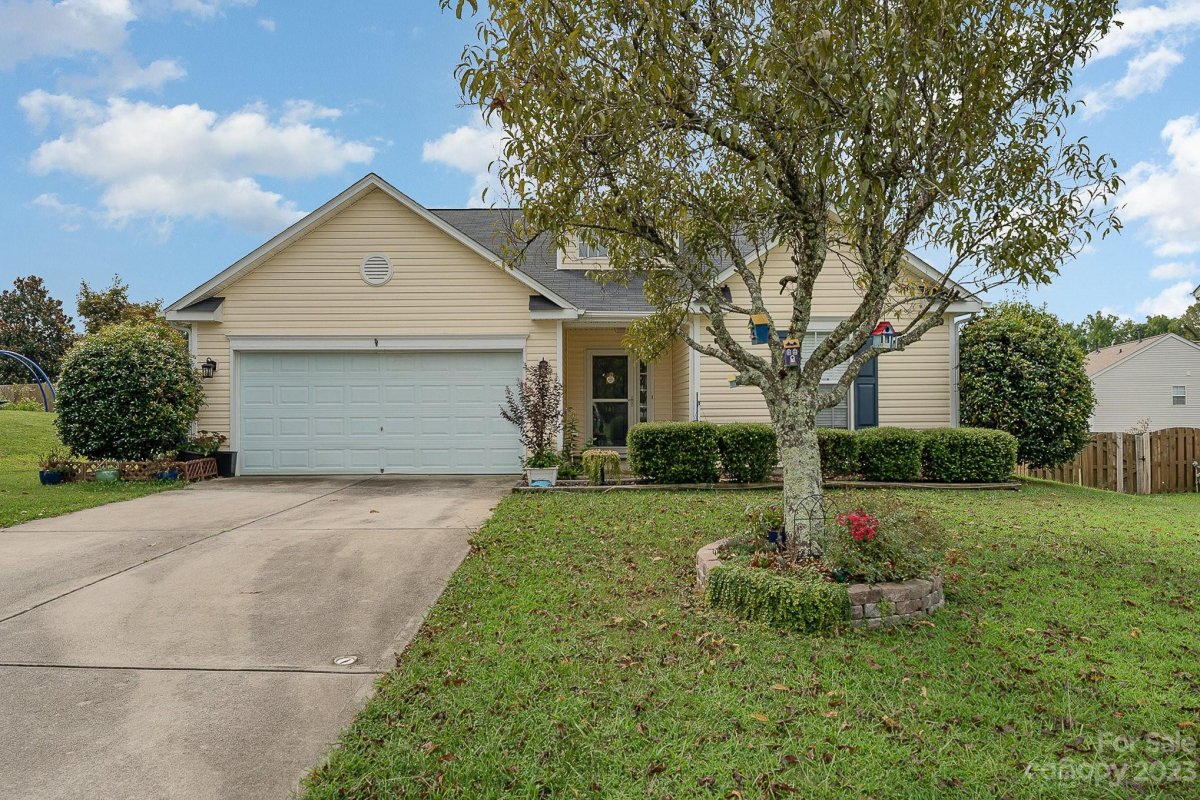 141 Golden Valley Drive