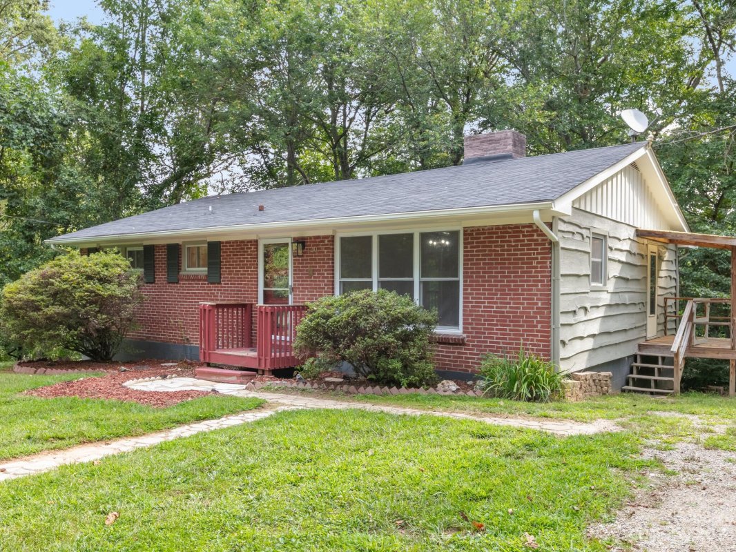 120 Shady Oak Drive