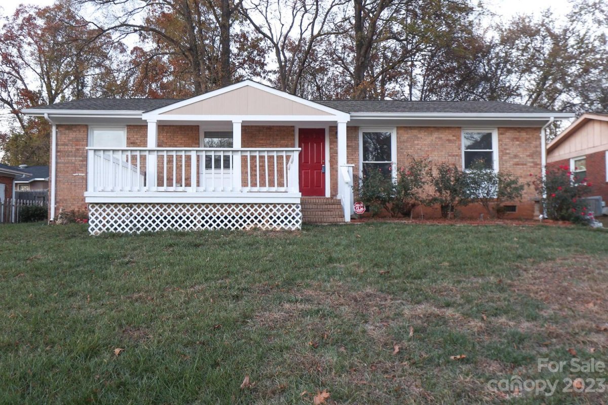 1009 Dunleigh Drive