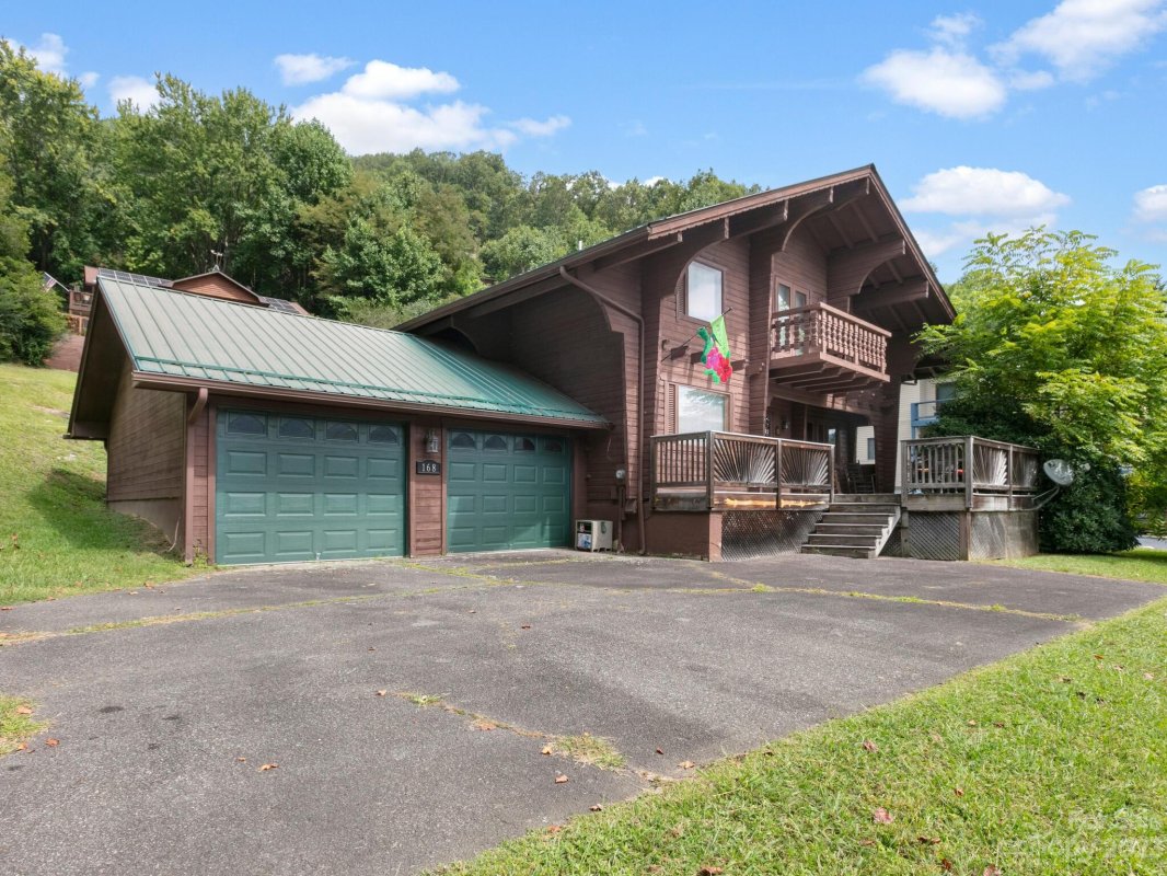 168 Valley Creek Drive