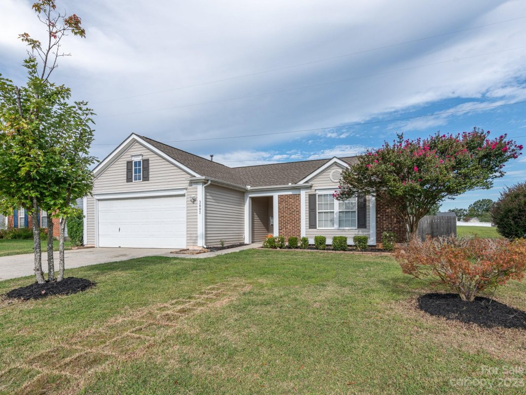 3802 Cardinal Bluff Lane