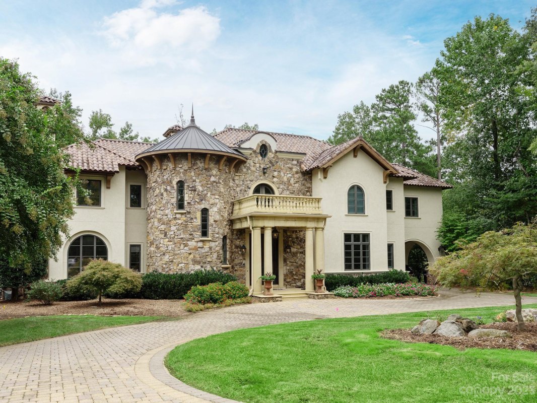 8501 Longview Club Drive