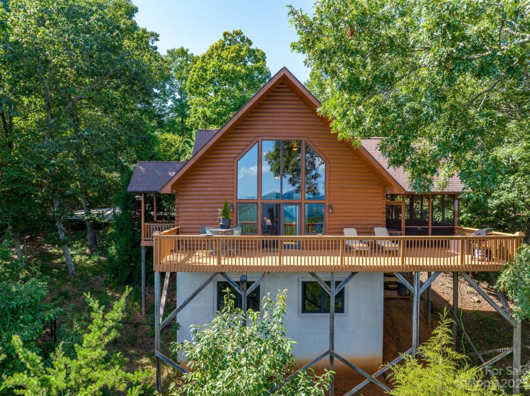 414 Mountain Lookout Drive