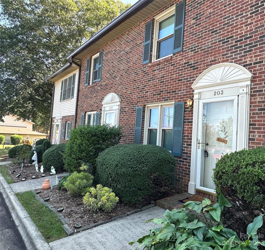 1330 5th Street 203