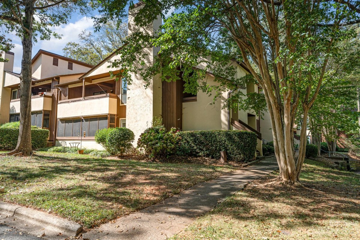 5713 Dockside Drive