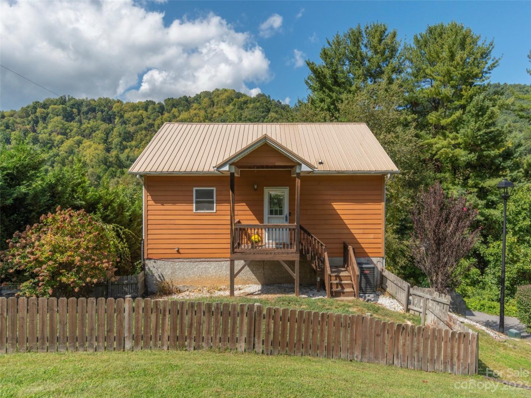 78 Whippoorwill Way
