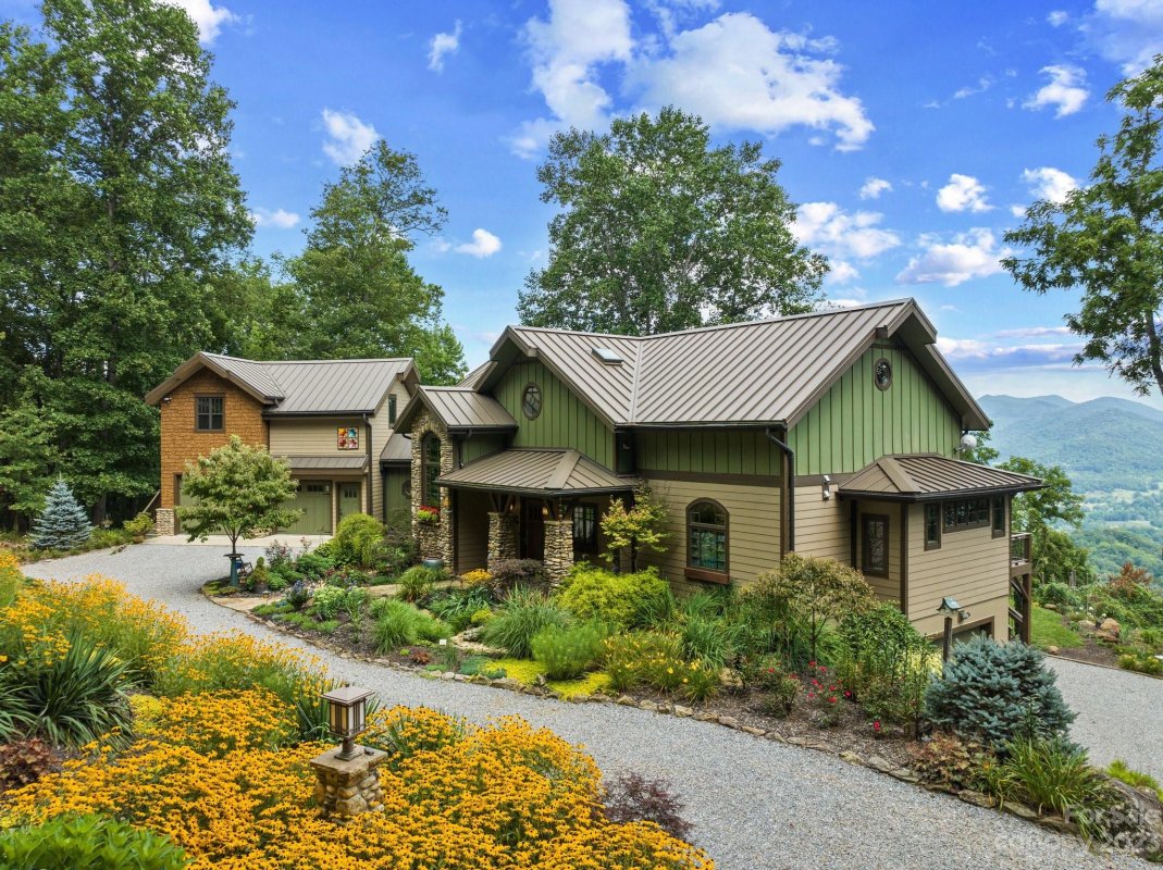 1045 Cobblestone Drive