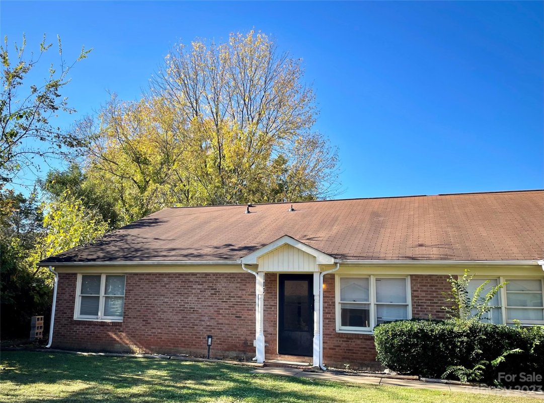 1102 Chandler Drive 103