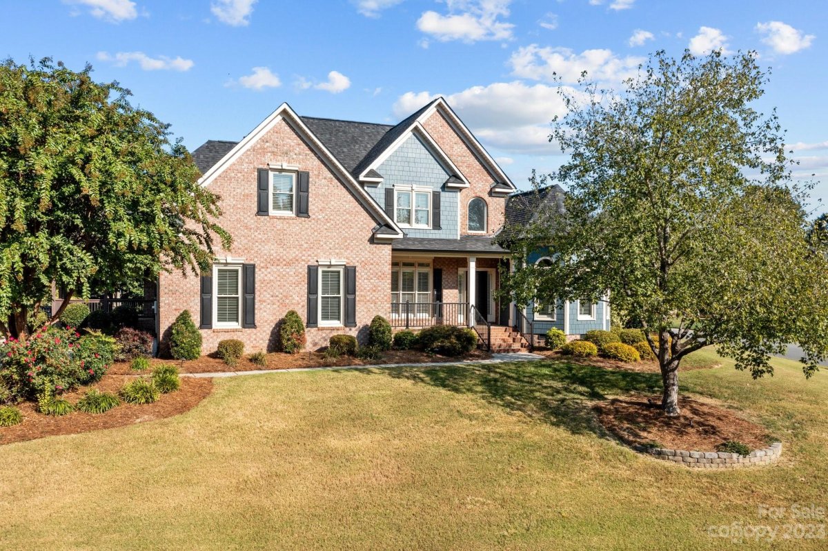 5904 Moray Court