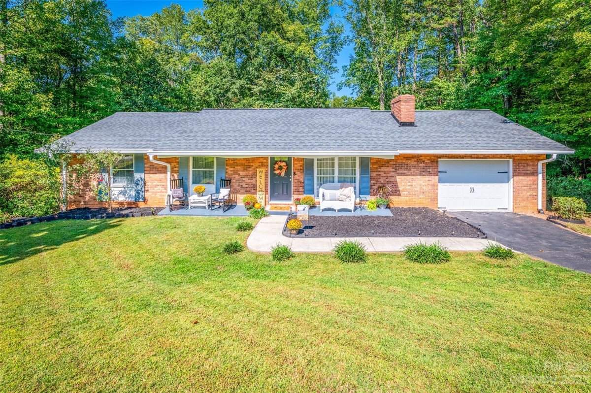 110 Mimosa Road