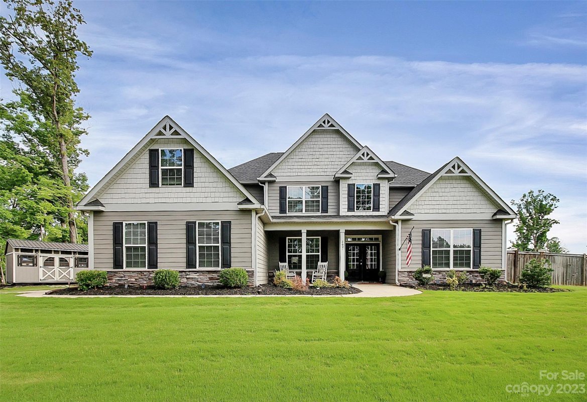 2601 Lakefront Drive