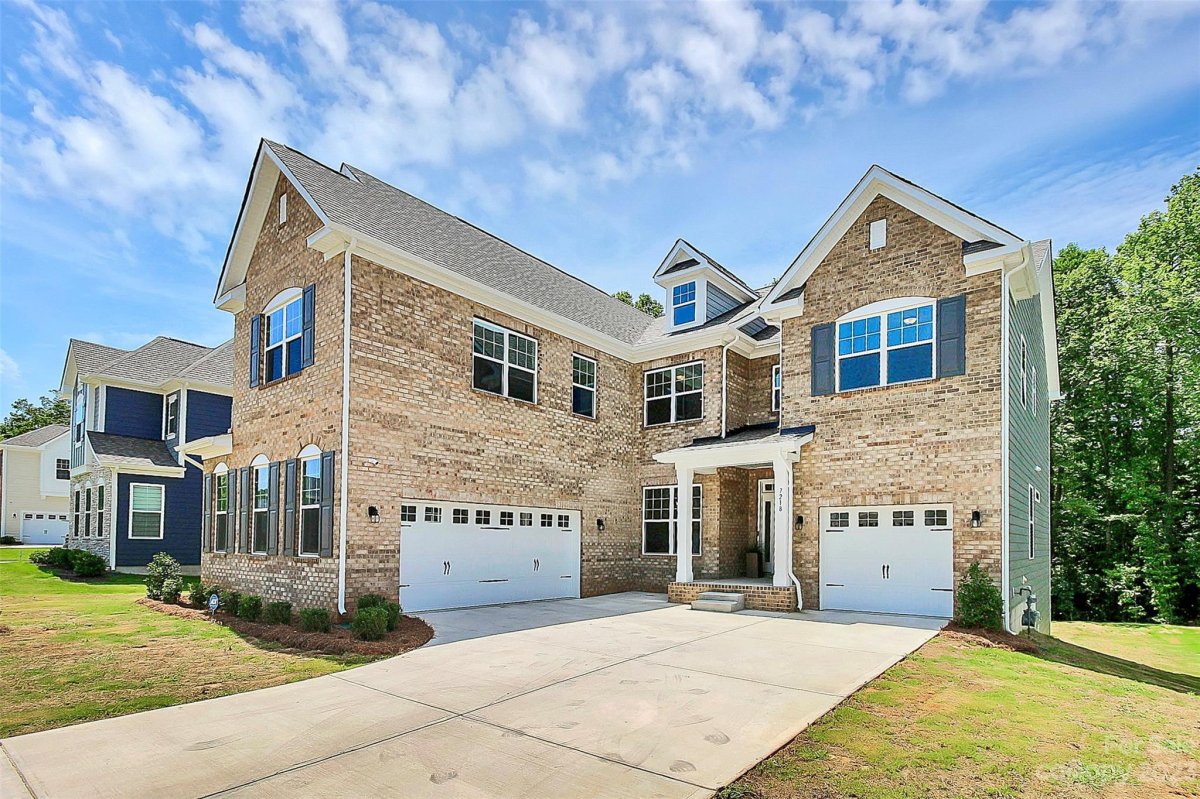 7218 Glenroe Drive