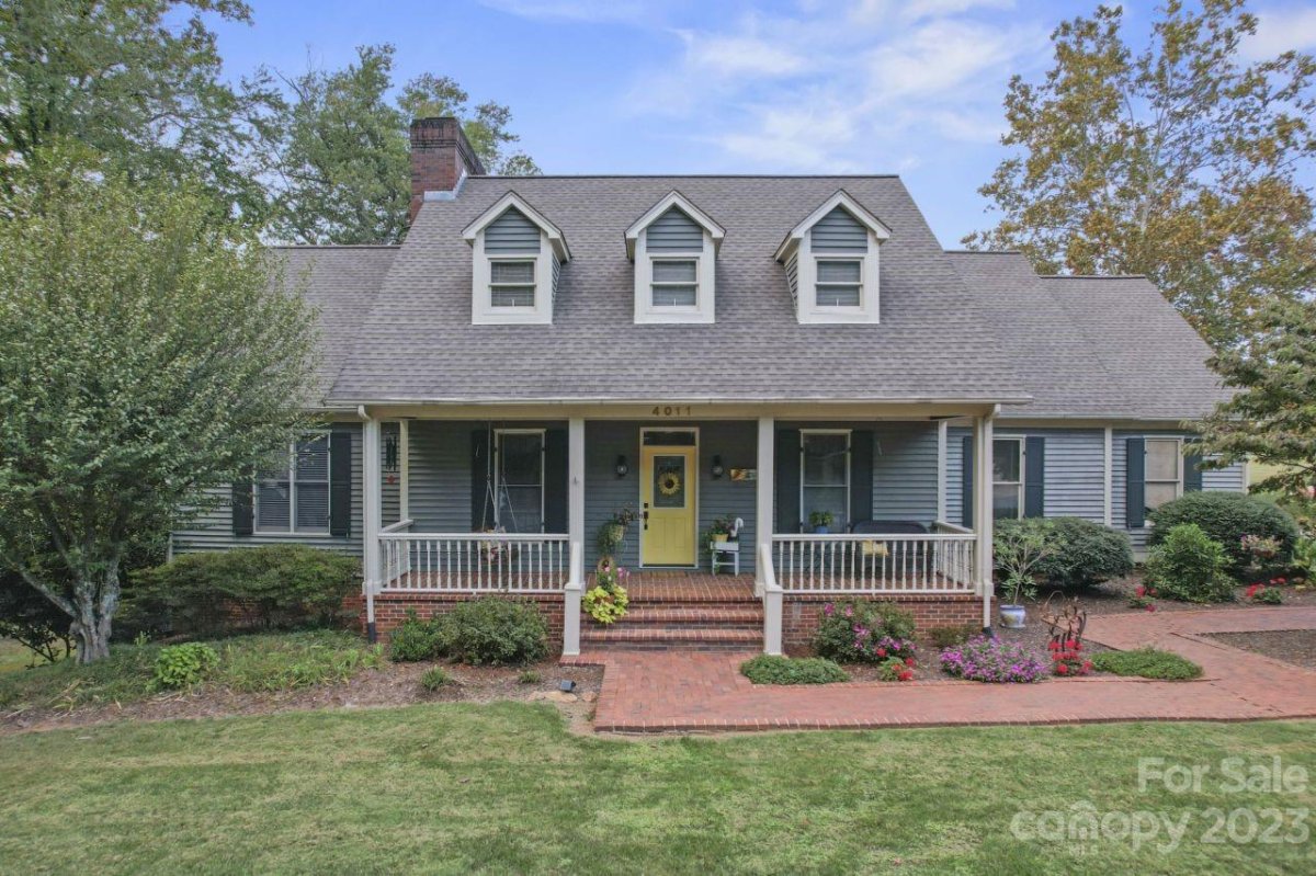 4011 Pinecrest Drive