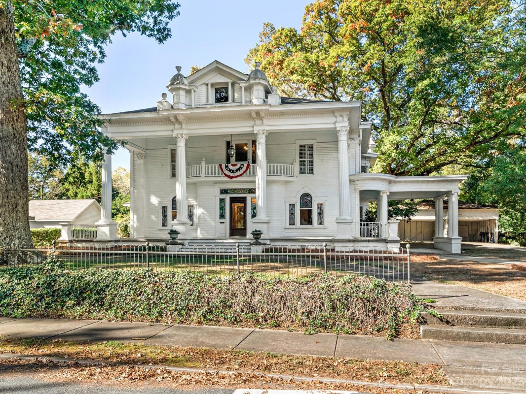506 S Church Street