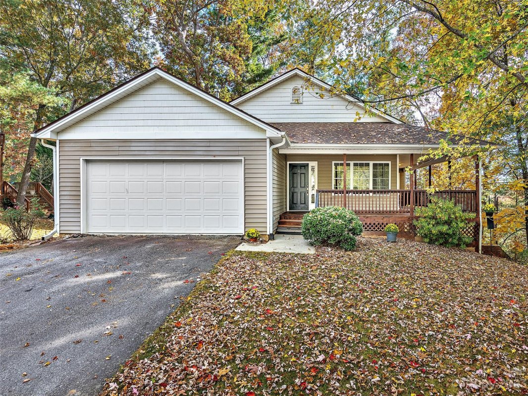 107 Glenwood Hill Lane