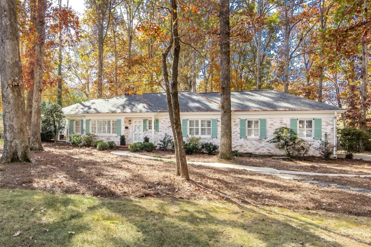 1201 Chandler Place