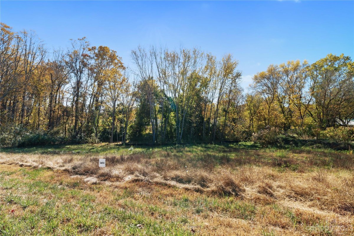 25 Scott Meadows Drive