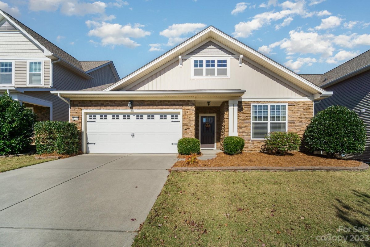 1329 Middlecrest Drive