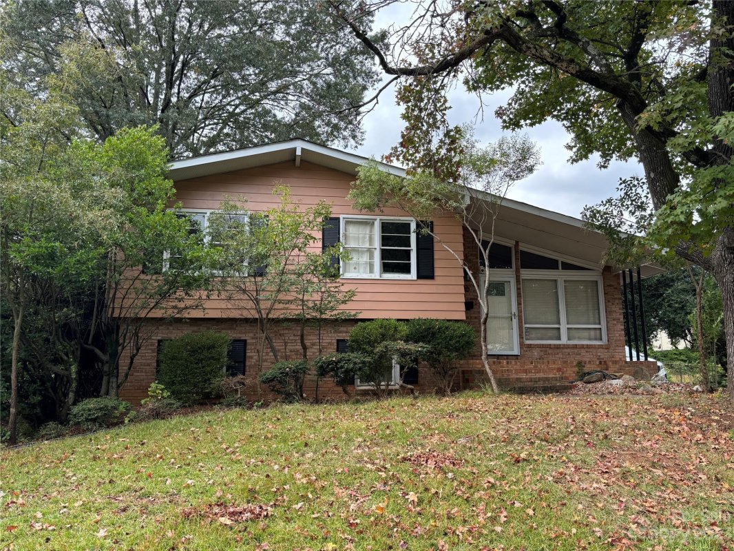5110 Amity Place