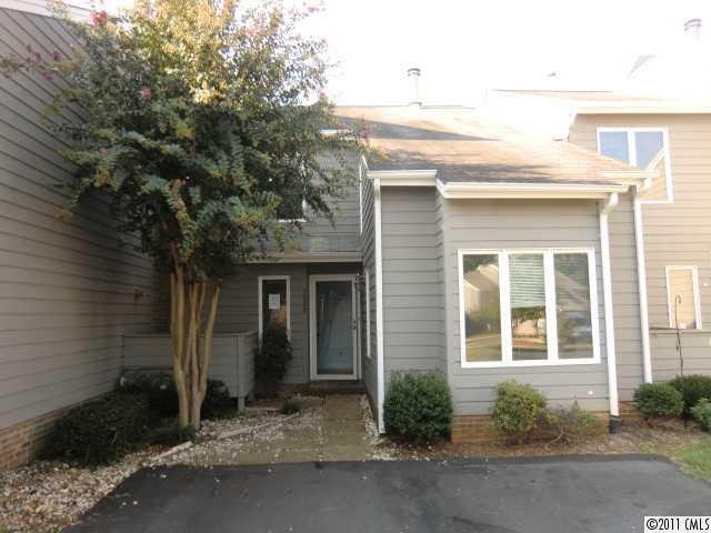 7620 Mariner Cove Drive