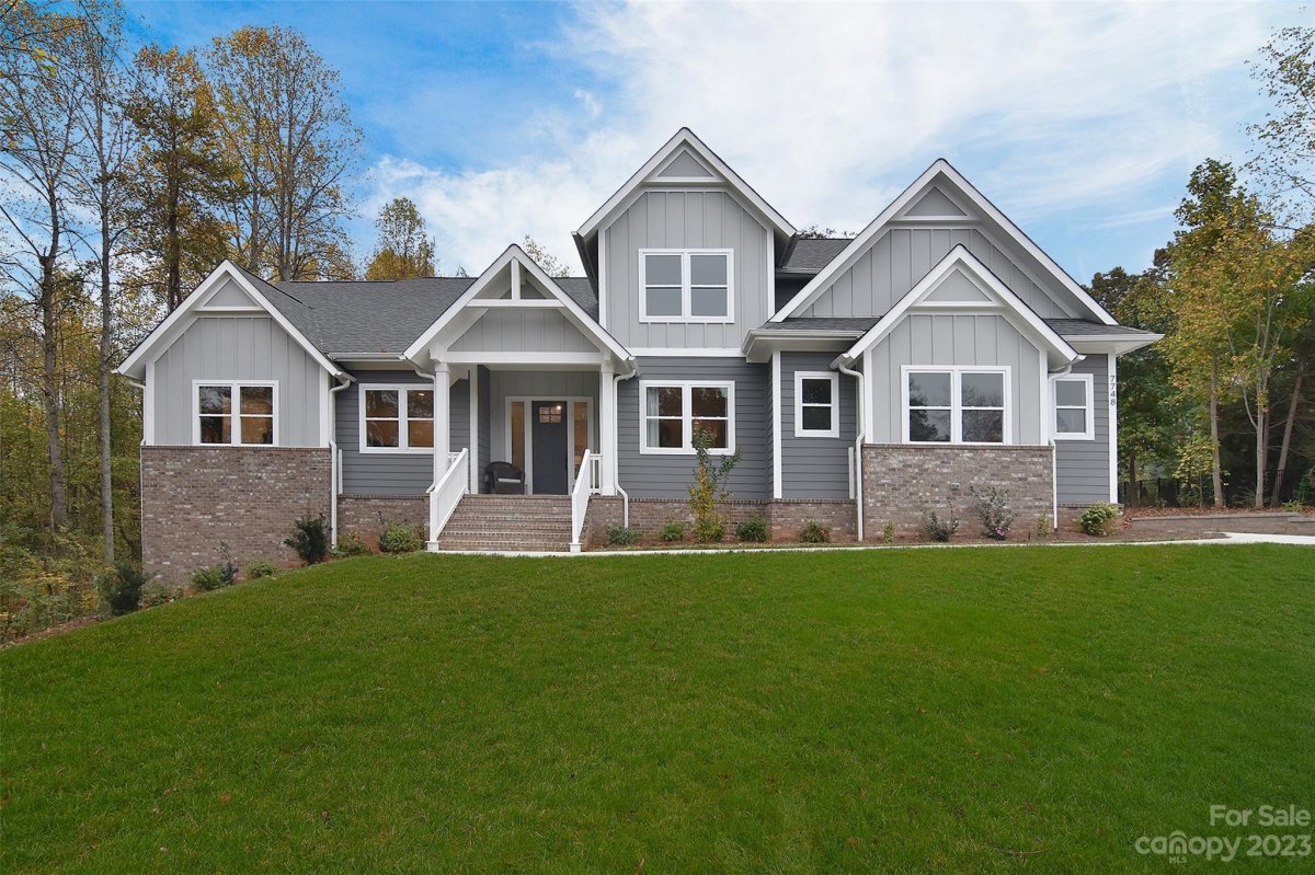 7748 Juniper Lane