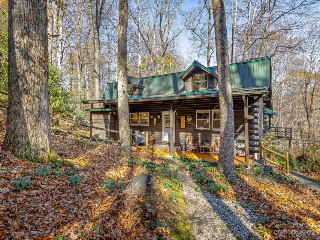1970 Dogwood Drive