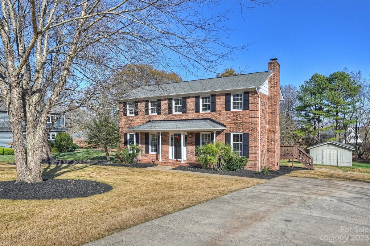9022 Dartmoor Place