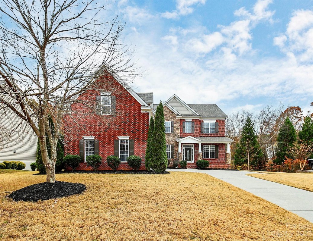 505 Palmerston Lane