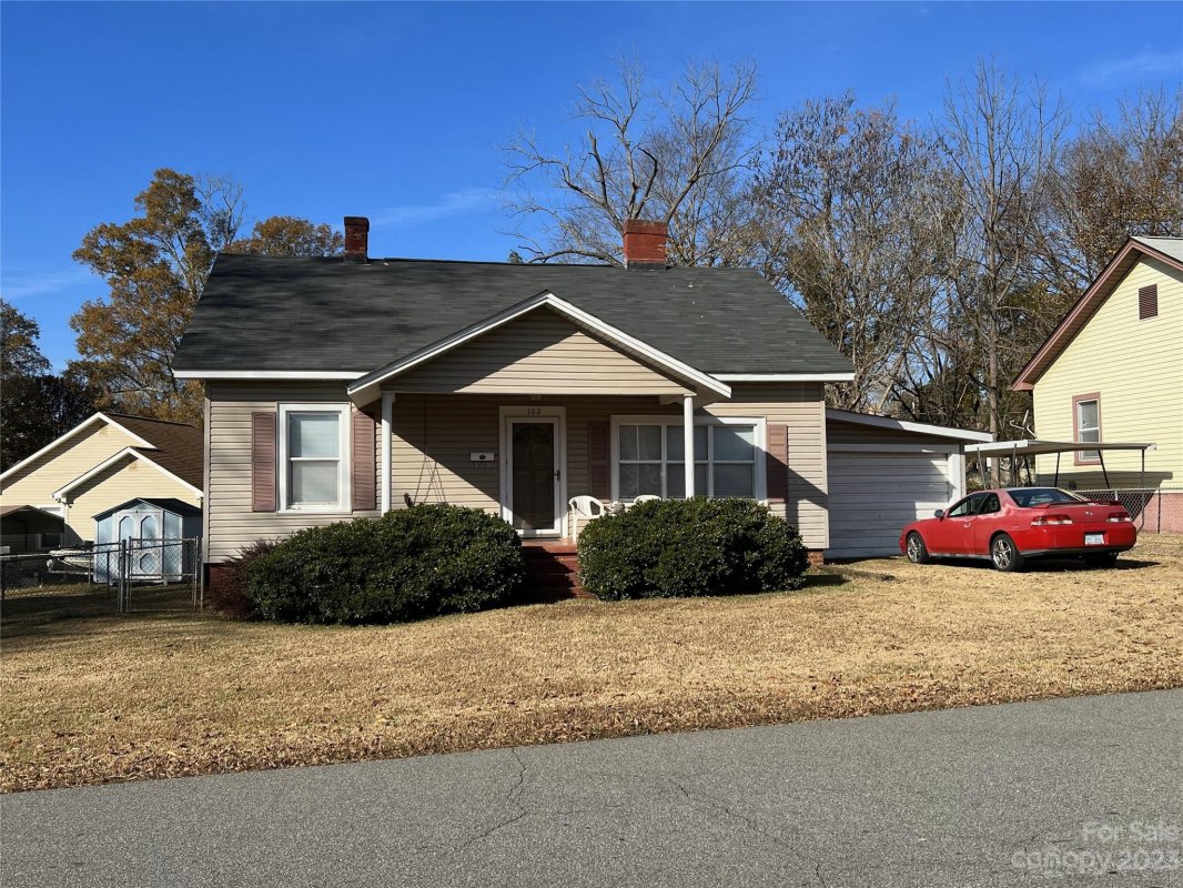 102 Madora Street