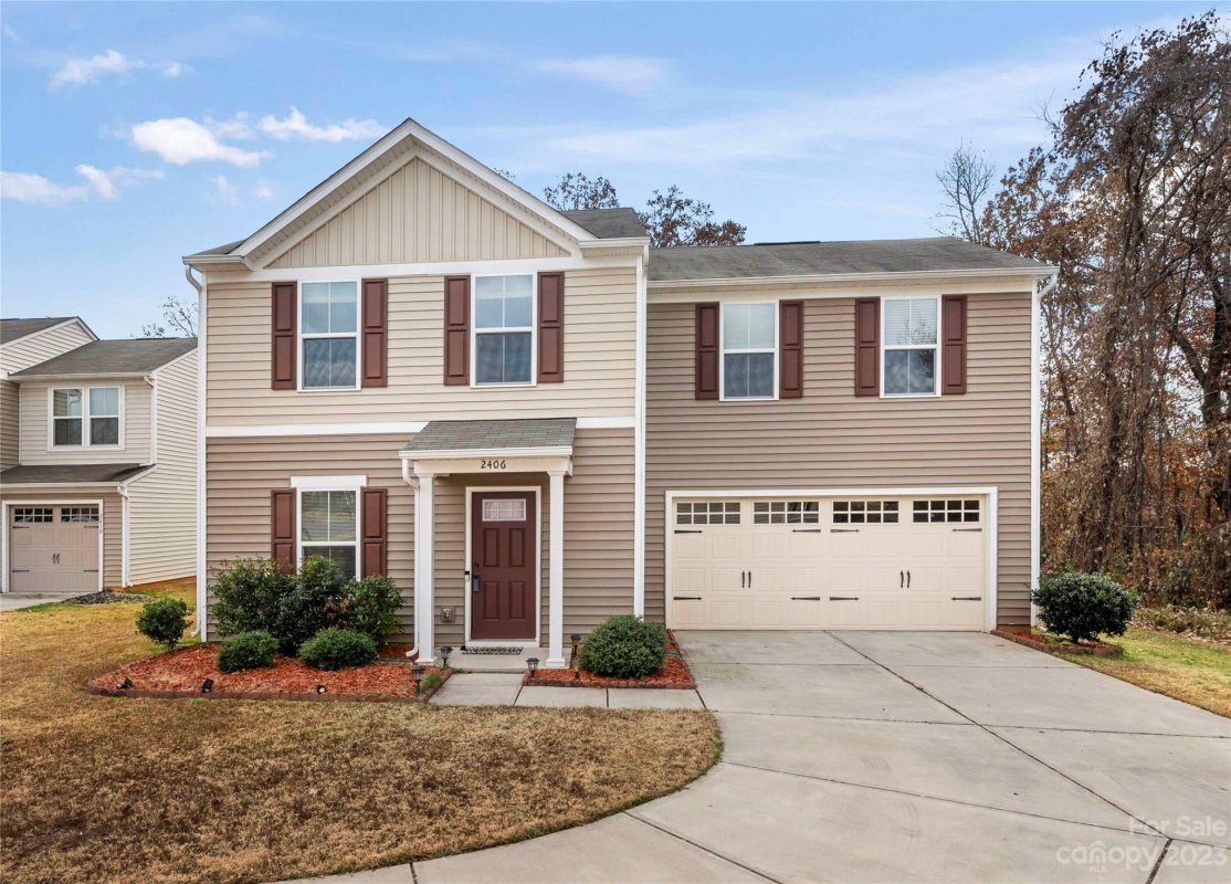 2406 Everton Circle