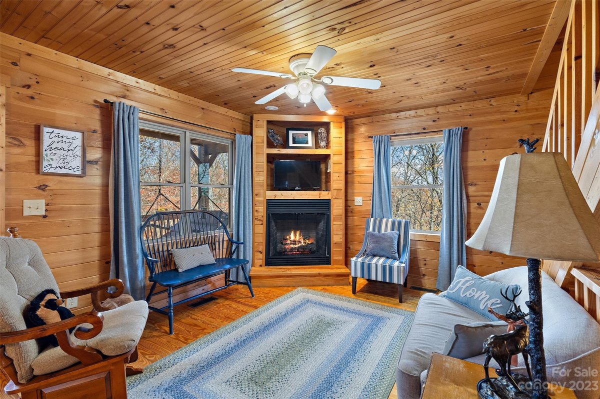 2935 Buck Mountain Road