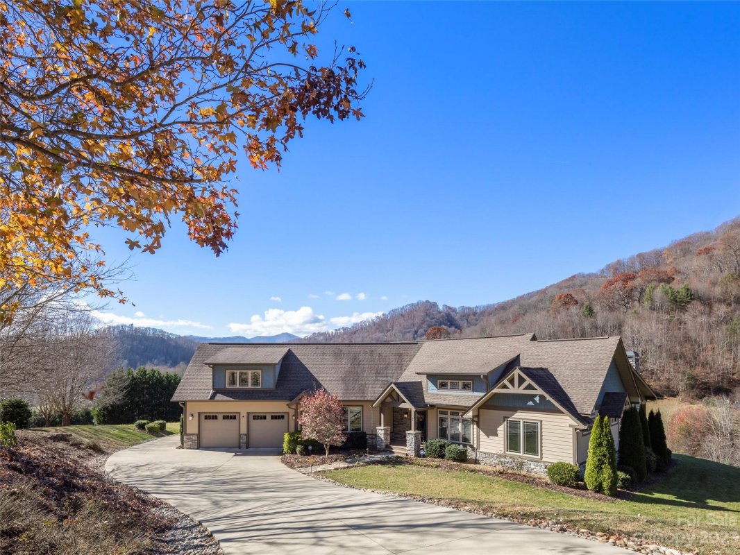36 Kinross Lane