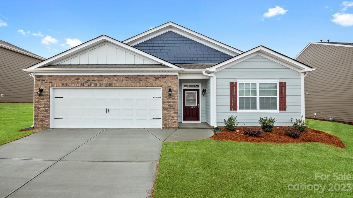 393 Ridgeview Lane