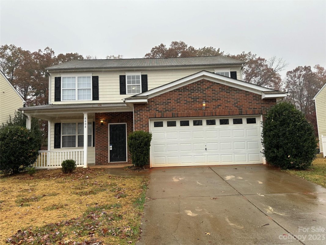 6608 Blackwood Lane