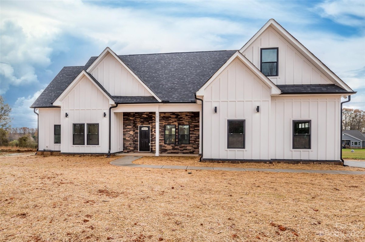 1010 Harrogate Drive