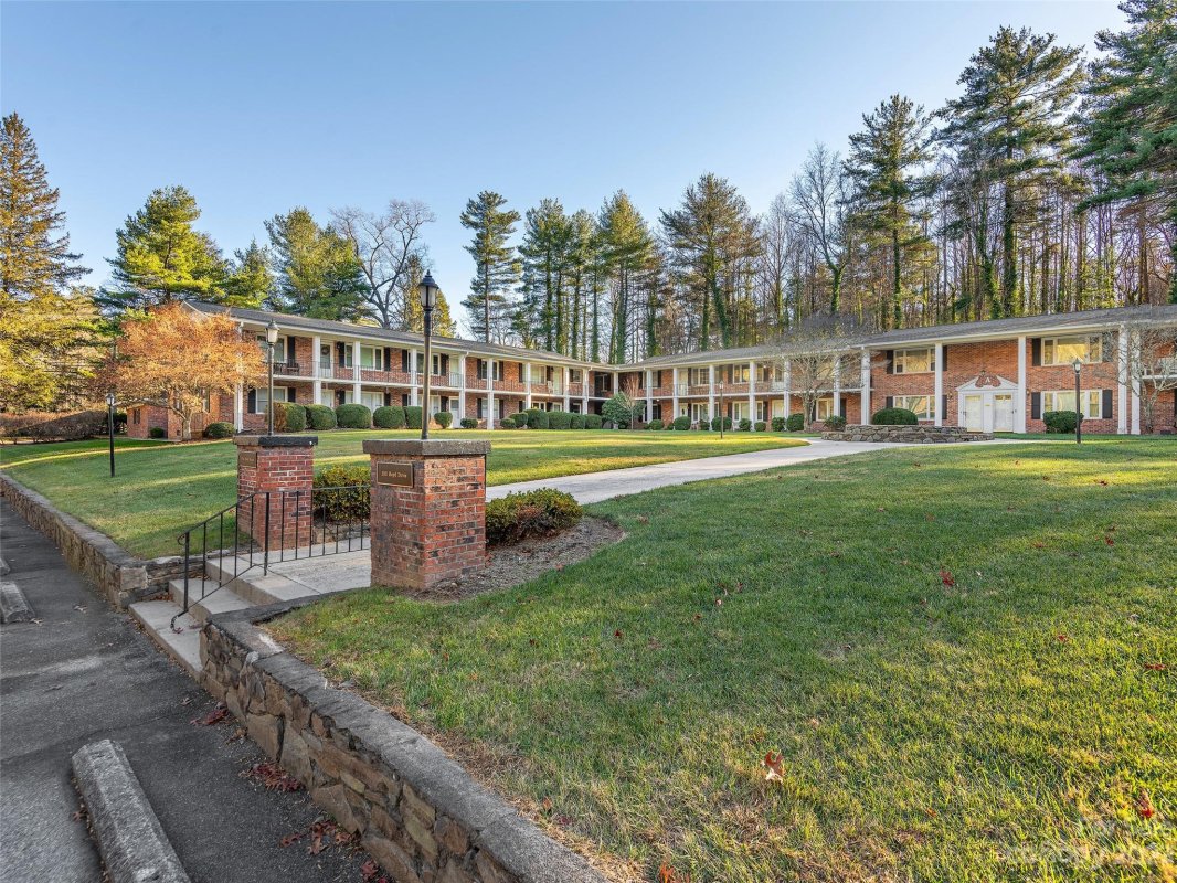 102 Boyd Drive 5B