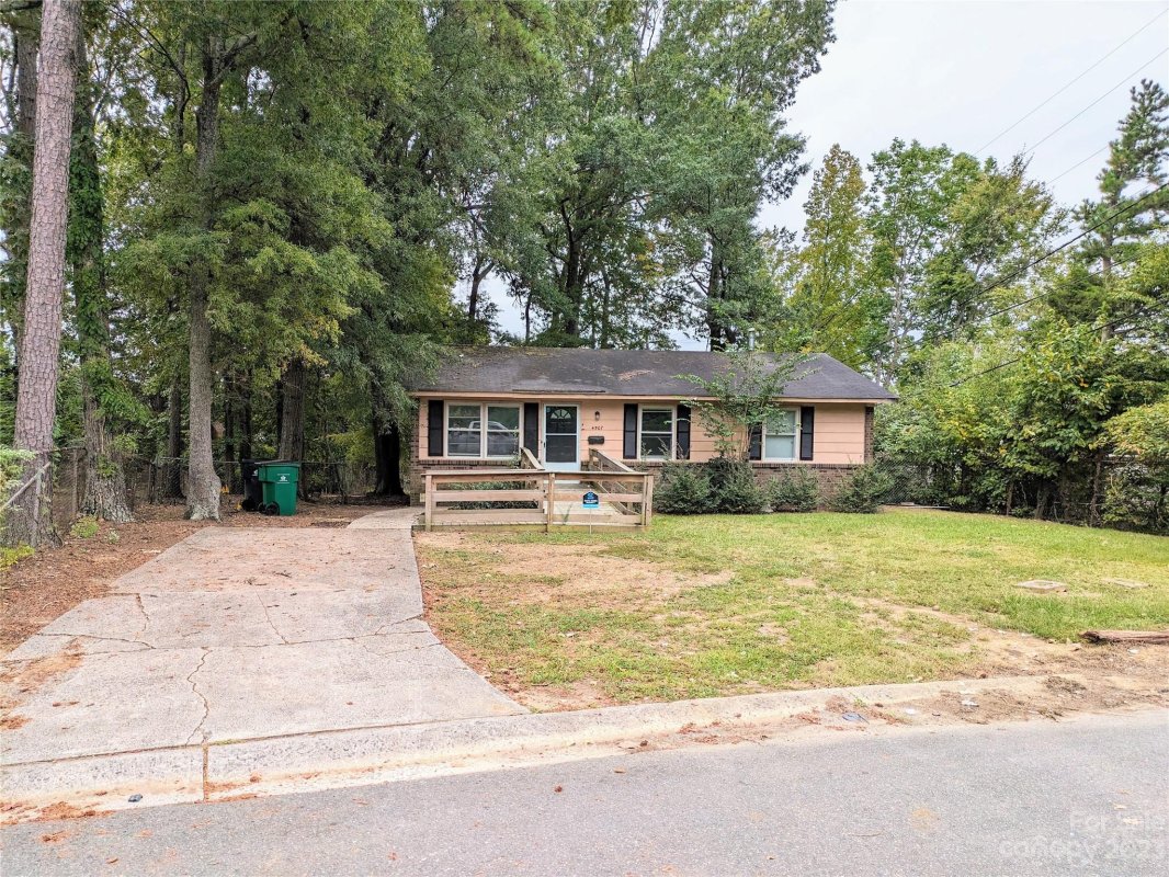 4507 Mckinley Drive
