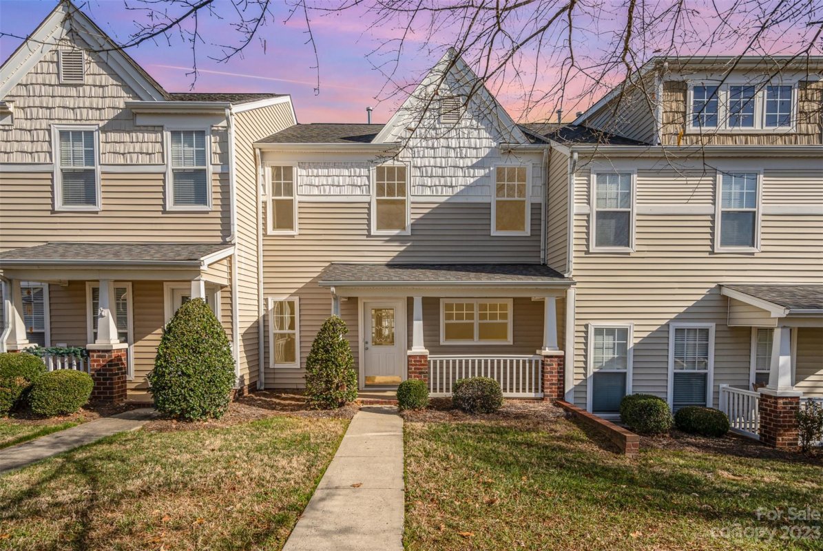 1010 Magna Lane
