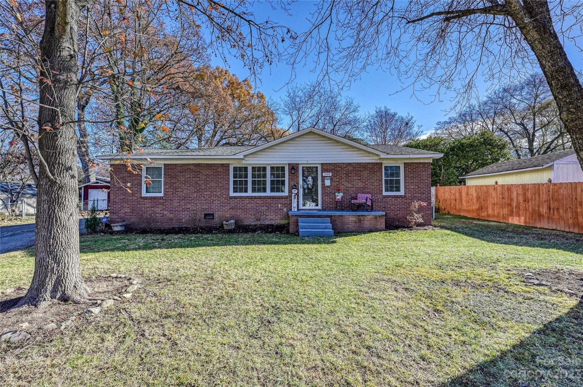 508 Clay Street