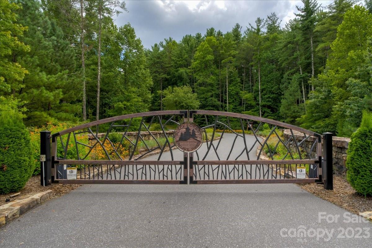 32 Black Forest Road