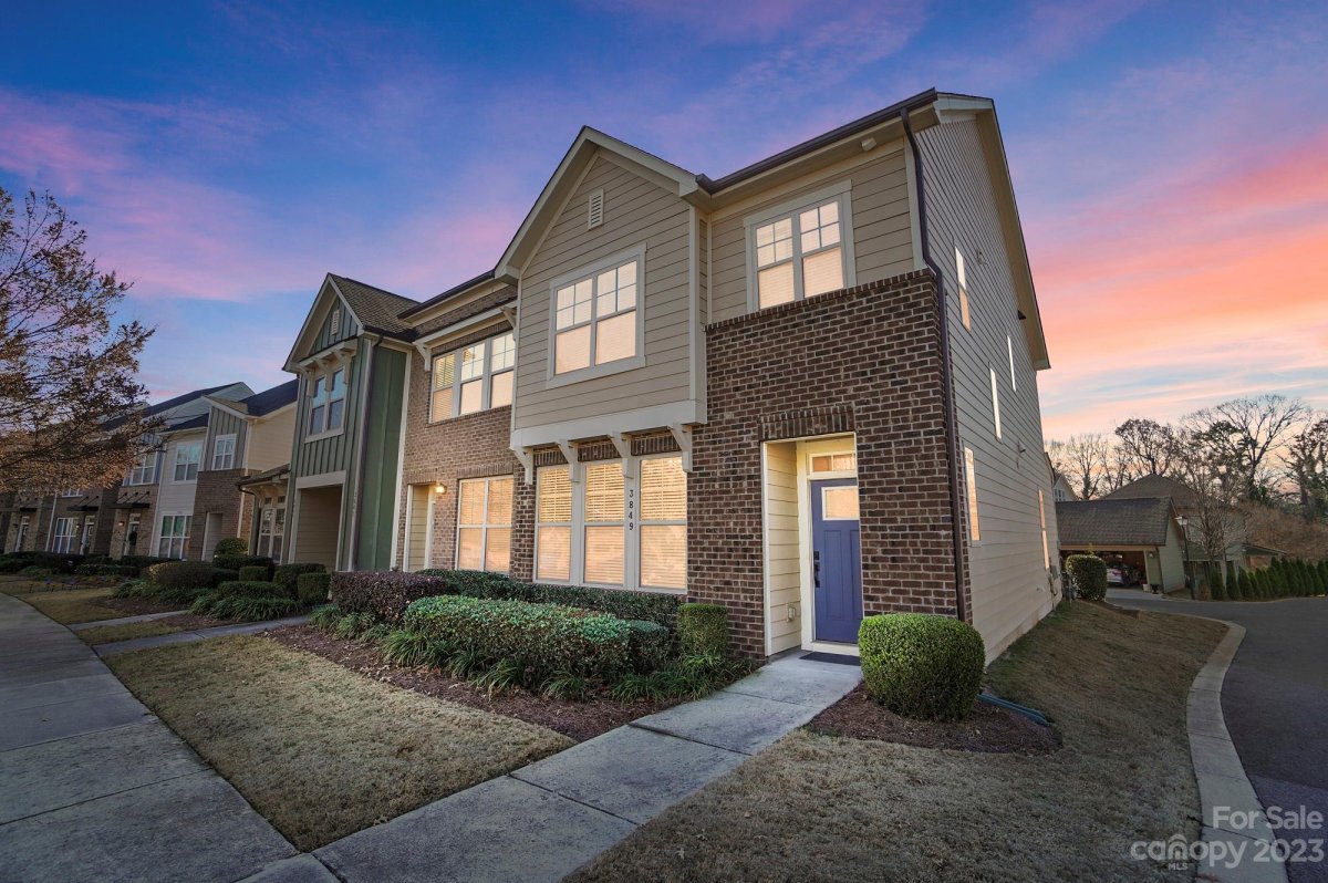 3849 Willow Green Place