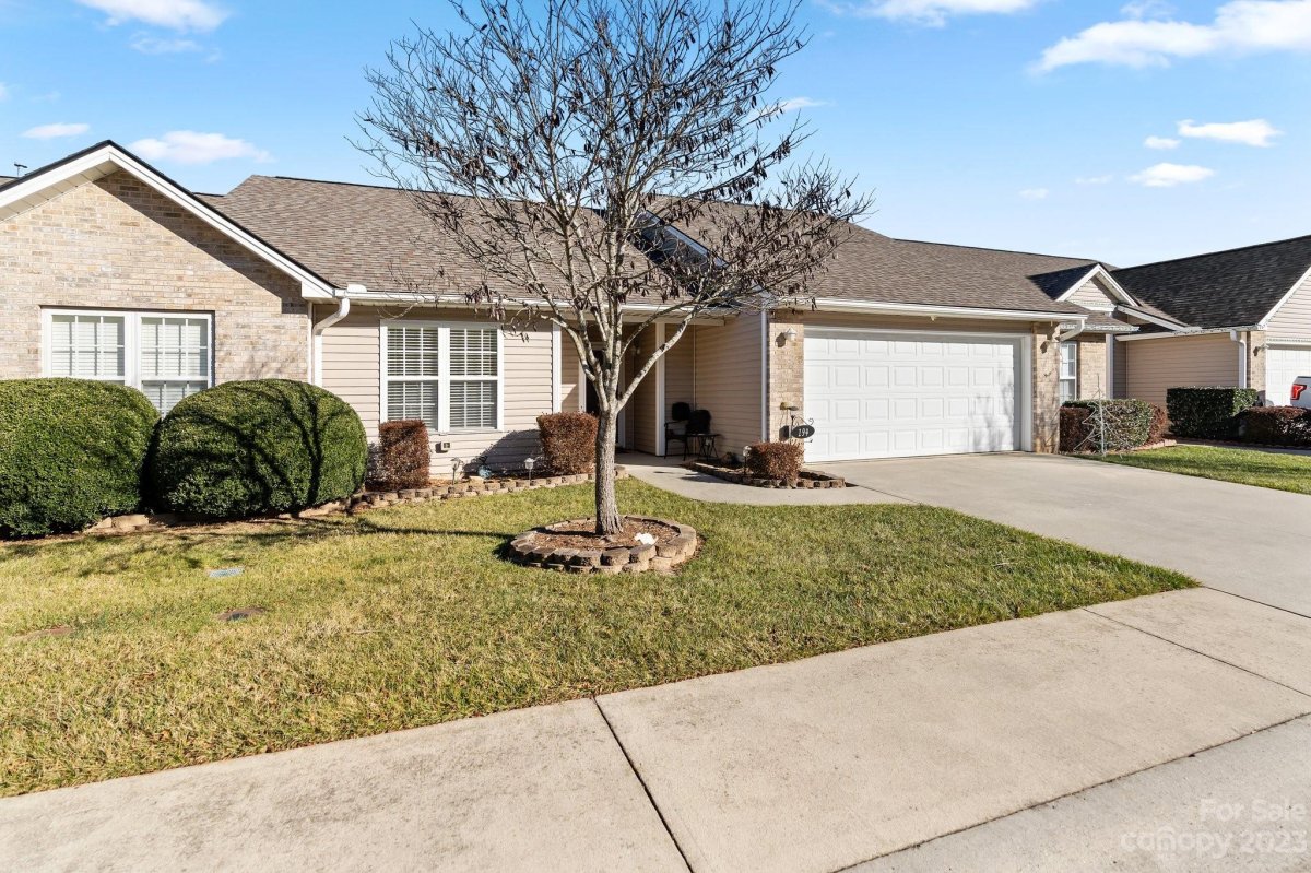 194 Chesire Way
