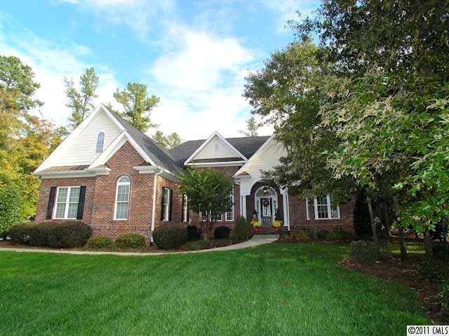 7965 Bay Pointe Drive