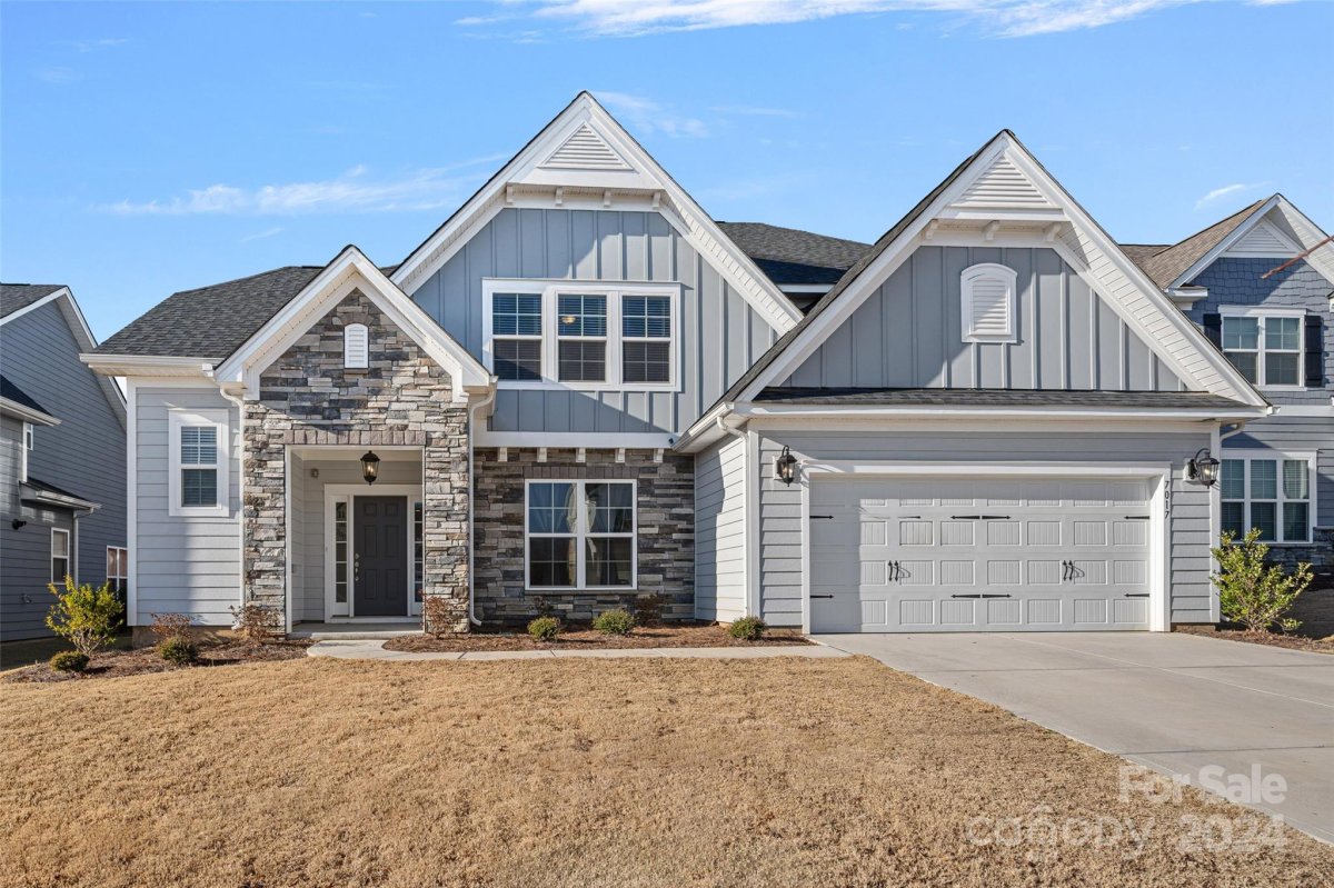 7017 Kingfisher Way