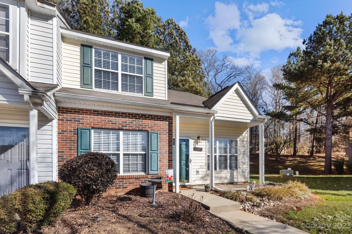 114 Rhett Court