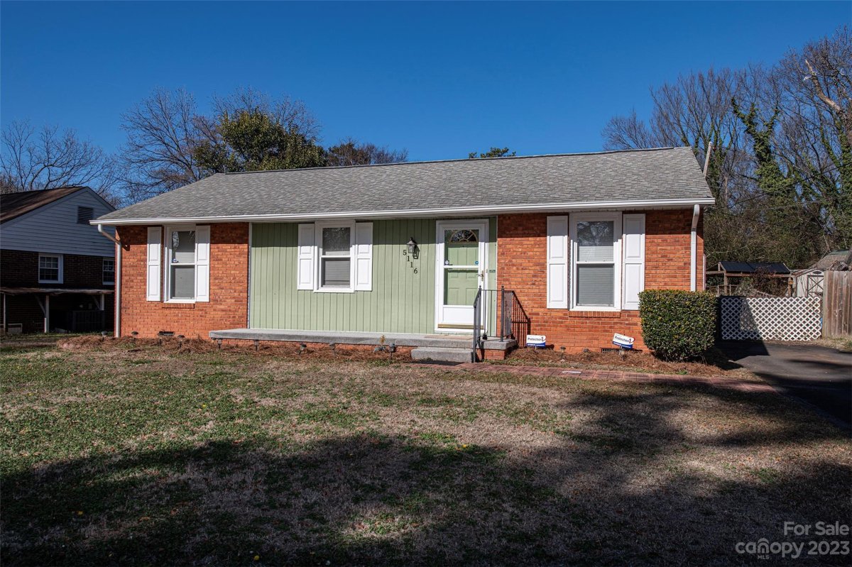 5116 Grapevine Drive