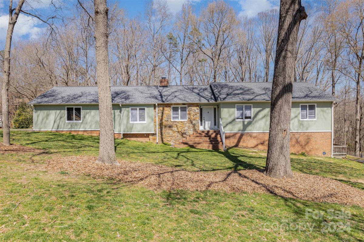 1704 Double Oaks Road
