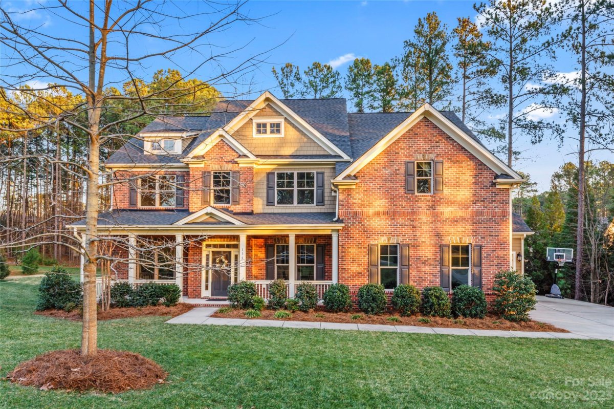 116 Charthouse Lane