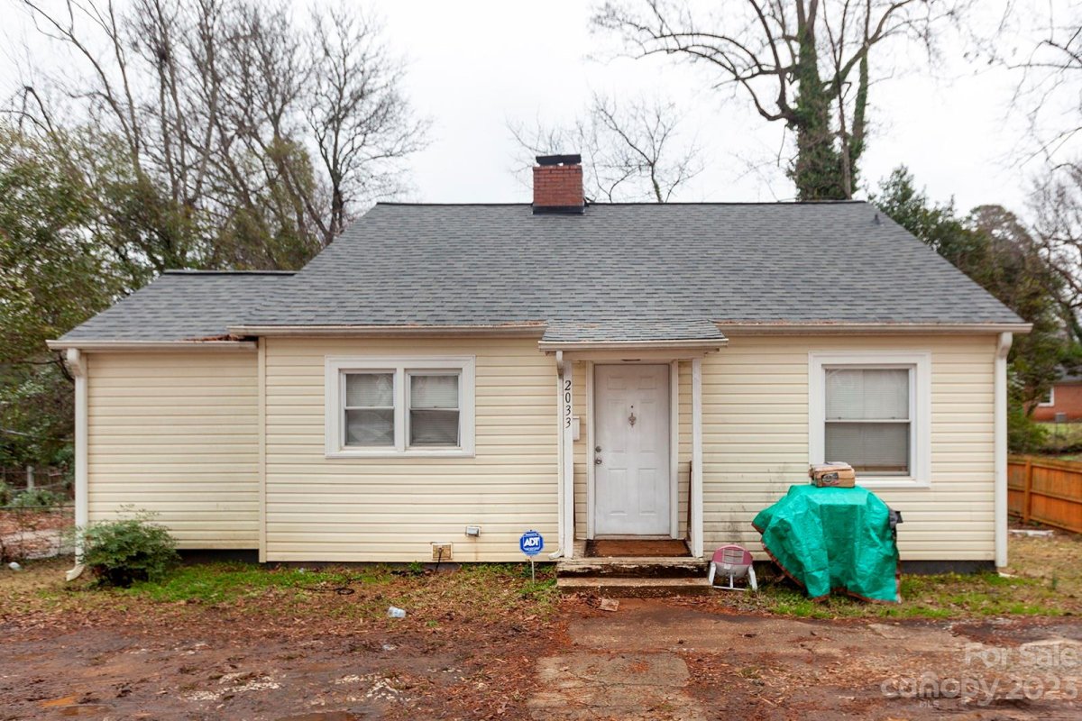 2033 Camp Greene Street